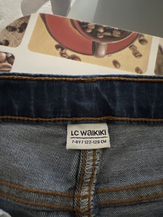 Продам джинсы LC WAIKIKI р. 122-128 7-8лет