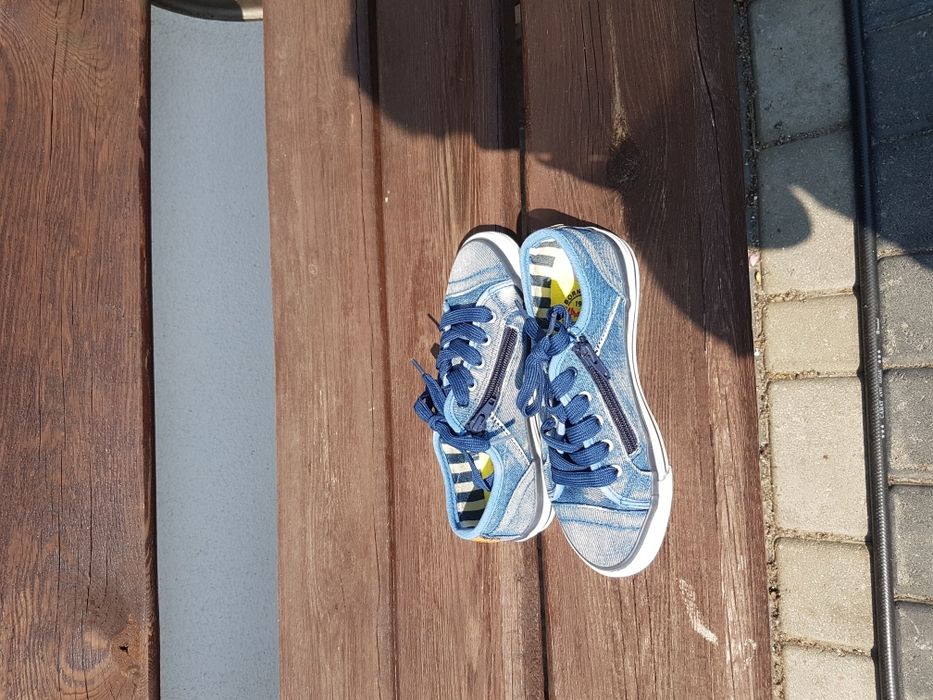 Trampki Wrangler. Rozmiar 32.