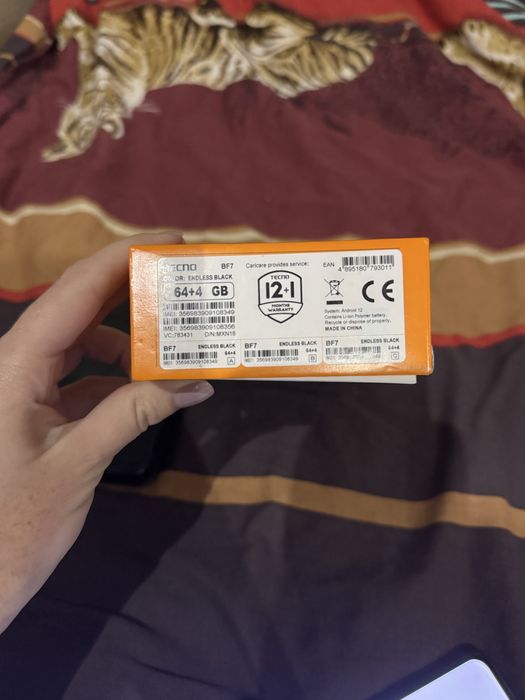 Телефон смартфон з коробкою tecno go spark 2023 68gb і чохол