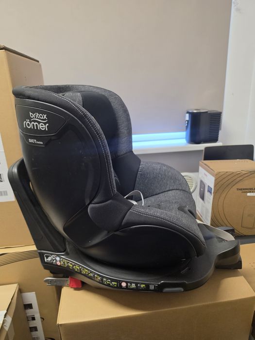 Fotelik samochodowy Britax Romer Dualfix M i-size