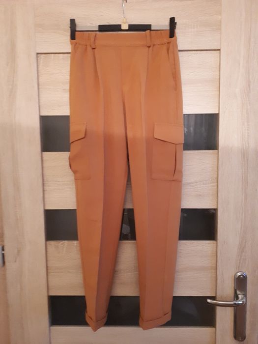 Spodnie typu Cargo - Sinsay XS/S