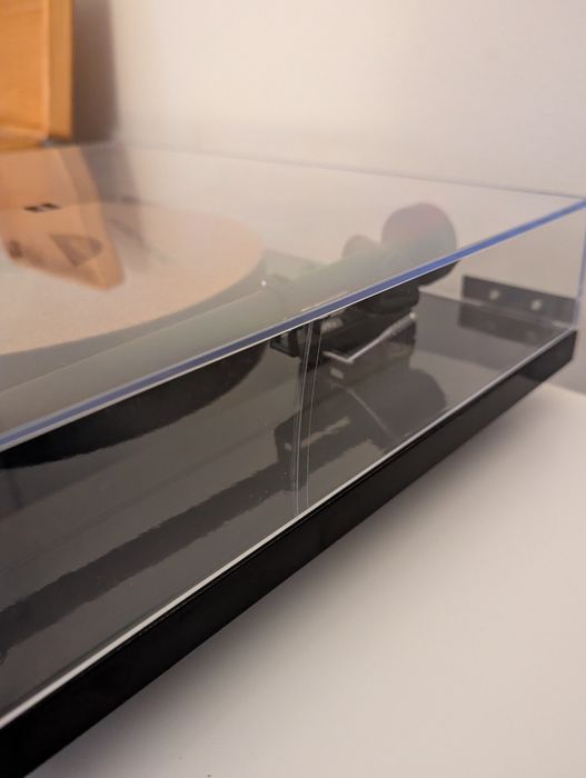 Gira discos Rega P1 com Nagaoka MP110