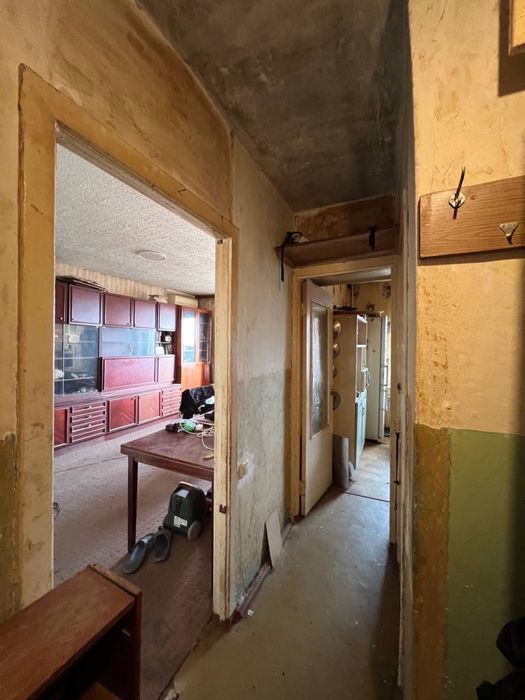 Продаж 1к вул. Вечірньокутська 52