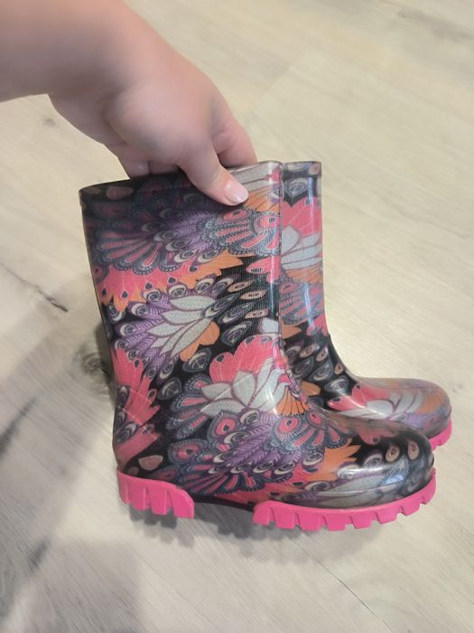 Чудові чобітки demar