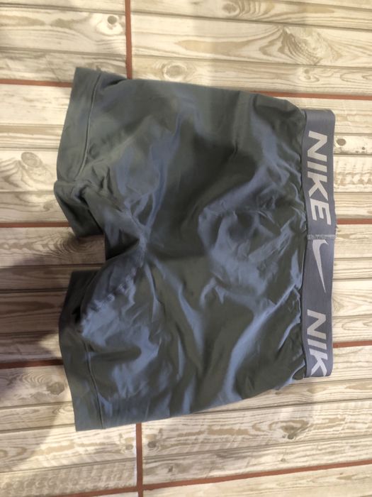 Спортивные трусы Nike DRI- FIT