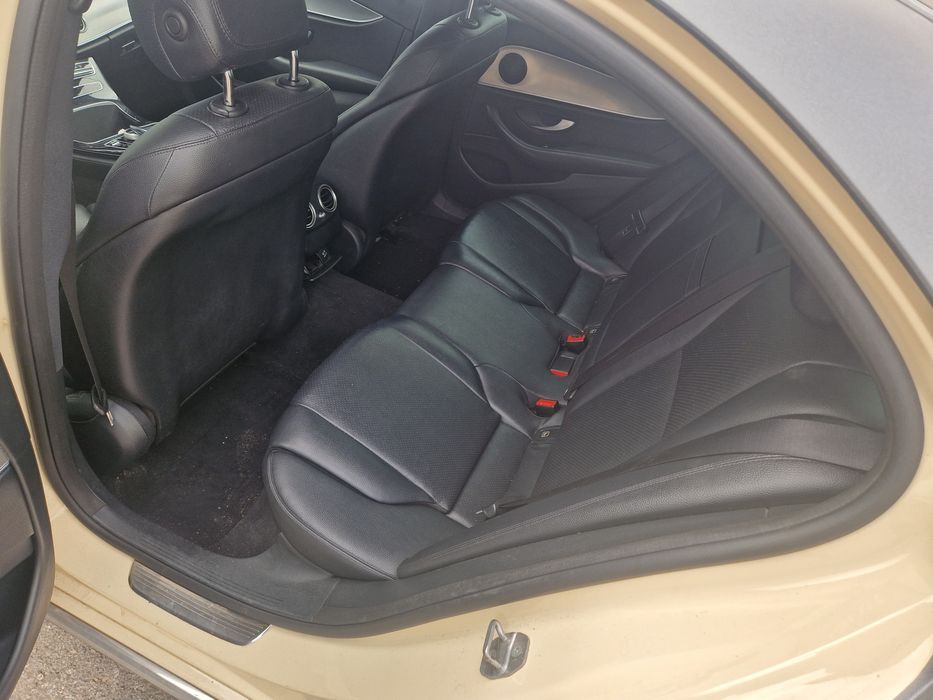 Mercedes E-klasa 220 d na części
