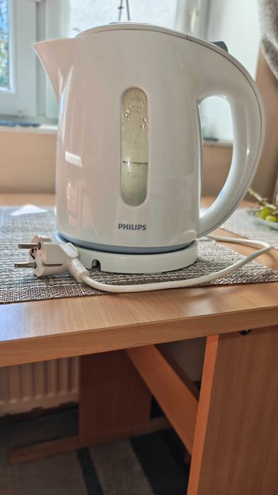 Czajnik elektryczny Philips biały – sprawny