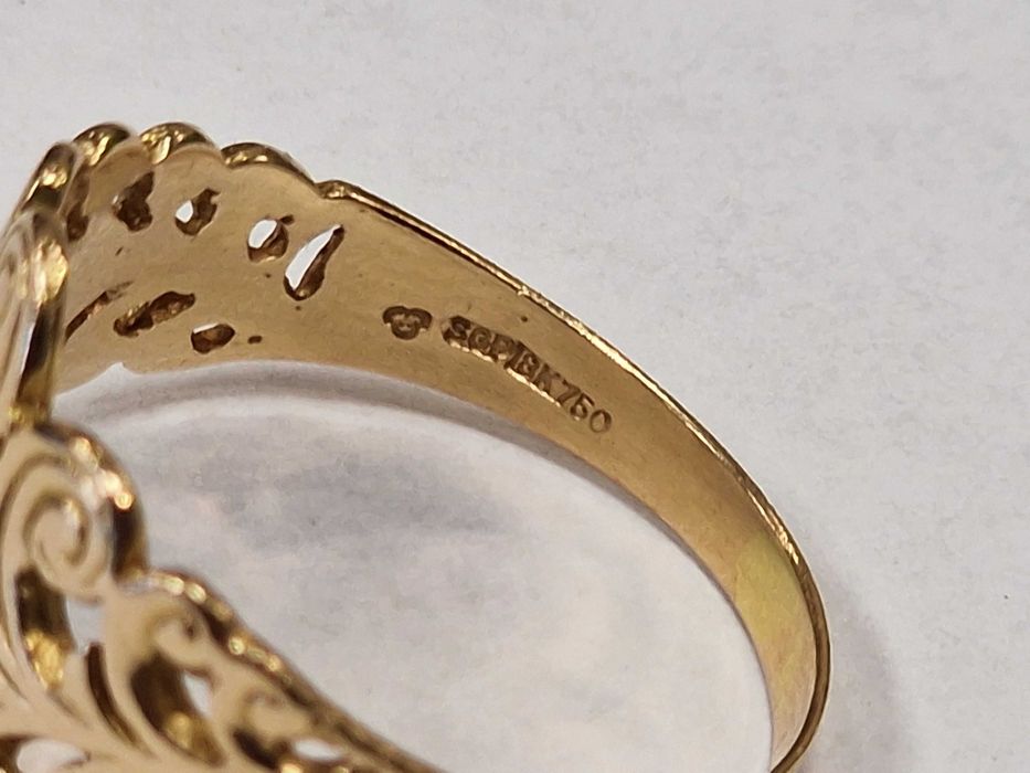 Złoty pierścionek/ 750/ 5.13 gram/ R26/ Lite złoto/ XX wiek/ Szwecja