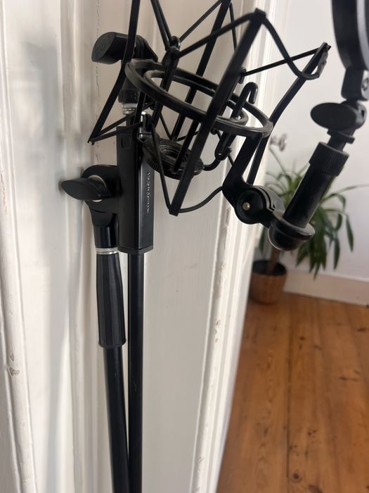 Rode microphone equipment without microphone