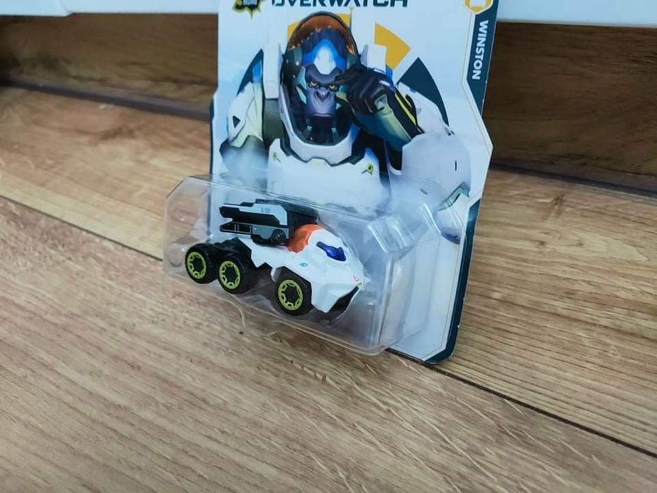 Hot wheels postać z gry Winston pojazd auto