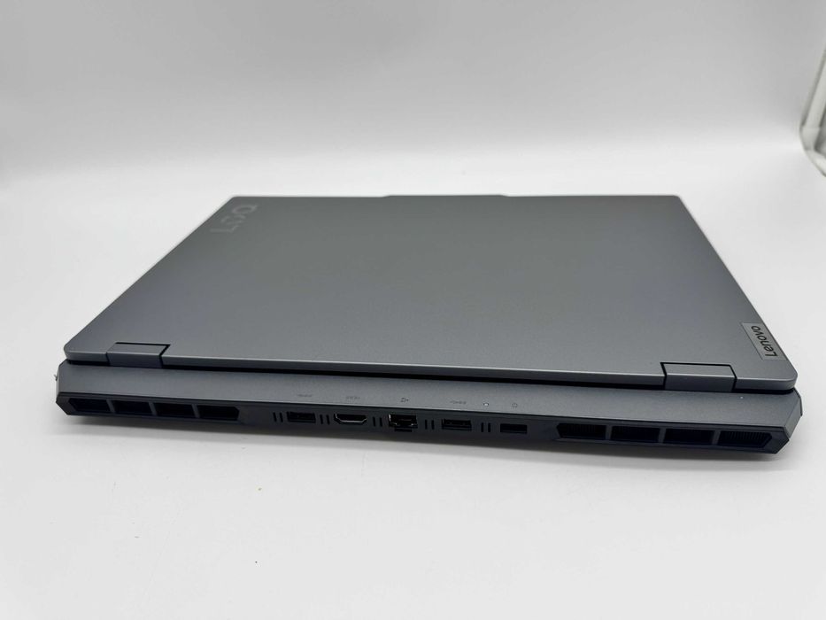 Laptop lenovo LOQ 15IAX9 I5-12450HX 16GB RAM 512GB SSD geforce RTX3050