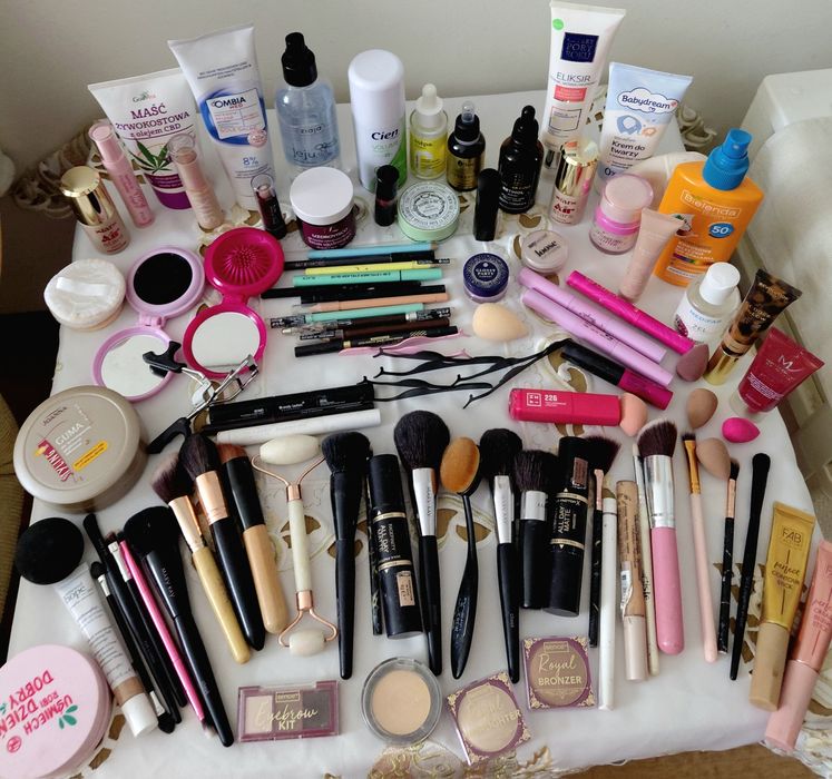 Zestaw 115 produktów do makijażu sephora  lancome colourpop sephora