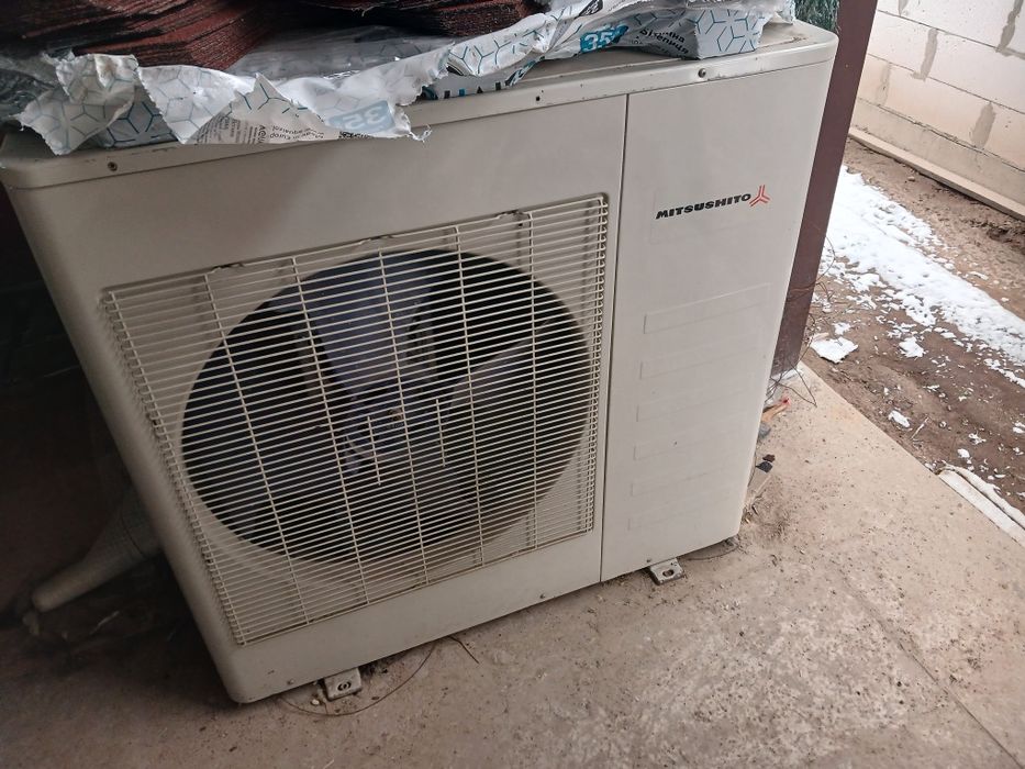 Зовнішній блок кондиціонера