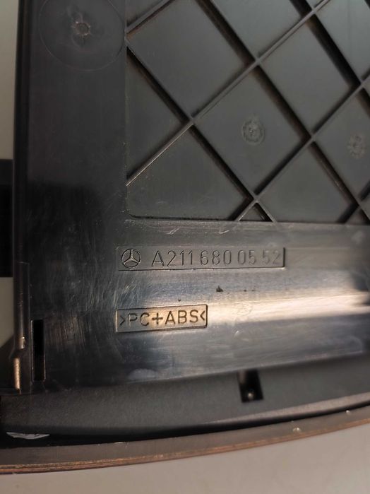 Mercedes W211, A21168.00552, Panel środkowy, przyciski foteli, esp