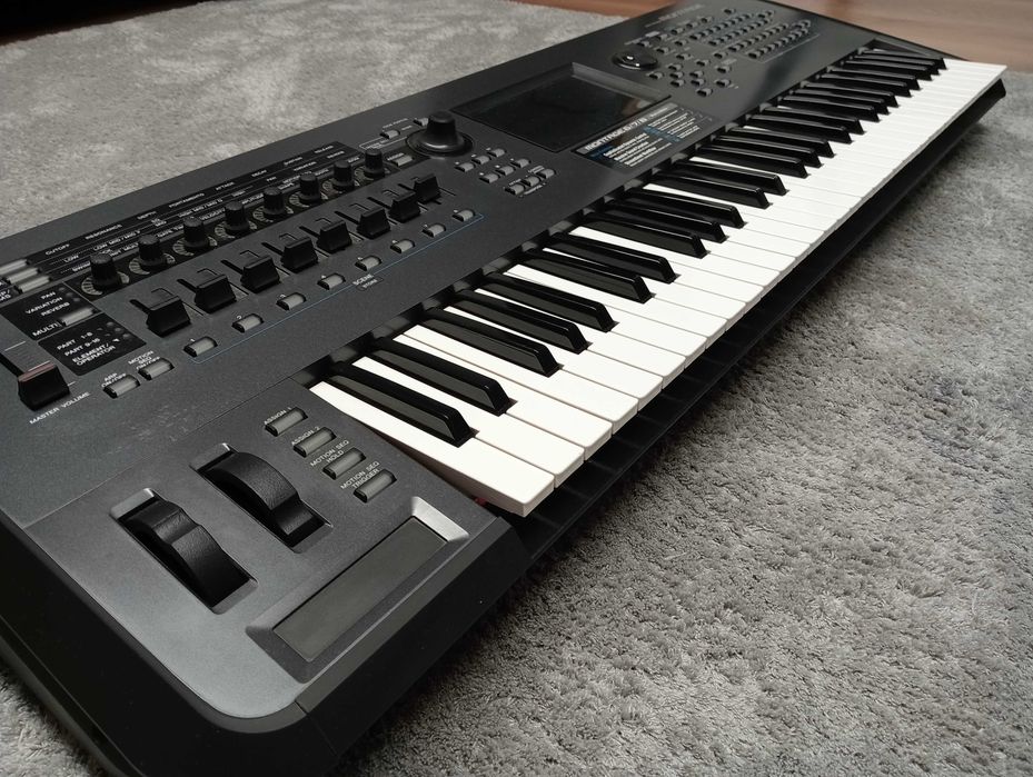 Yamaha montage 6