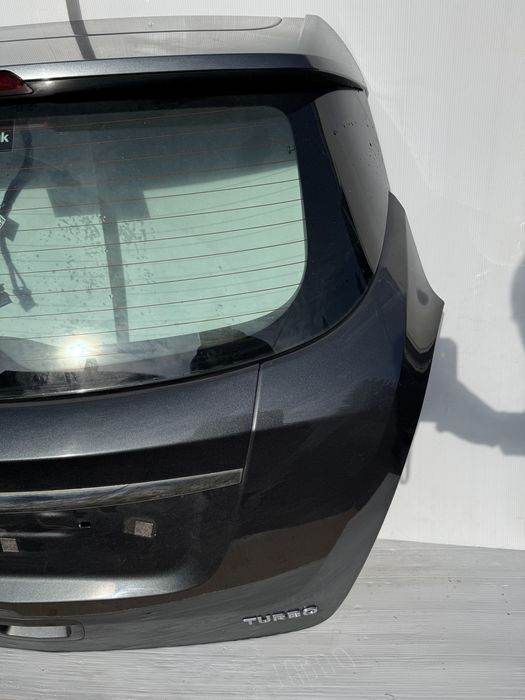 Opel Mokka X klapa bagaznika Z10D