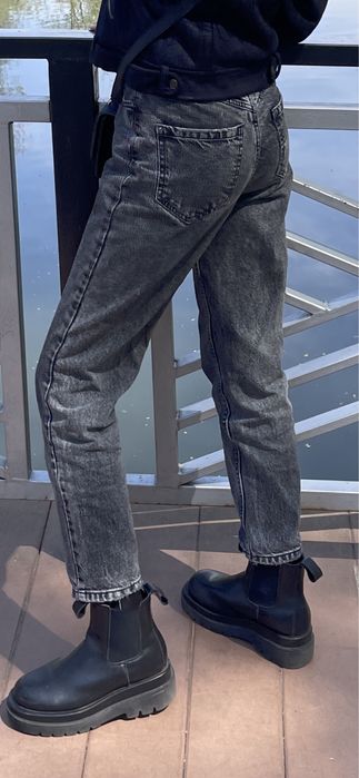 Джинсы mom reserved