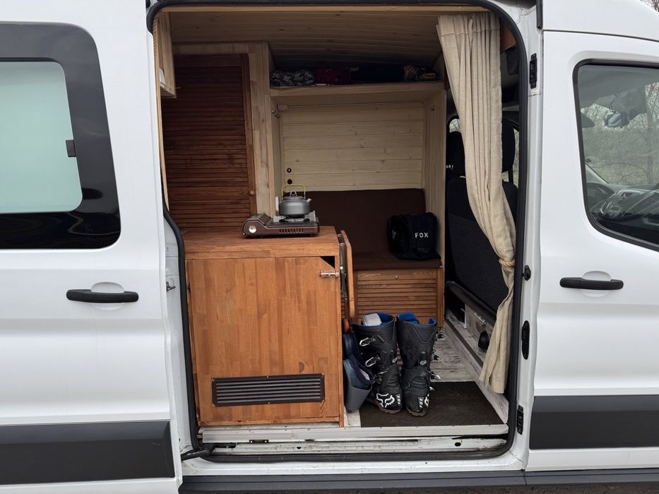 Продам автодом (кемпер) на базе Ford Tranzit