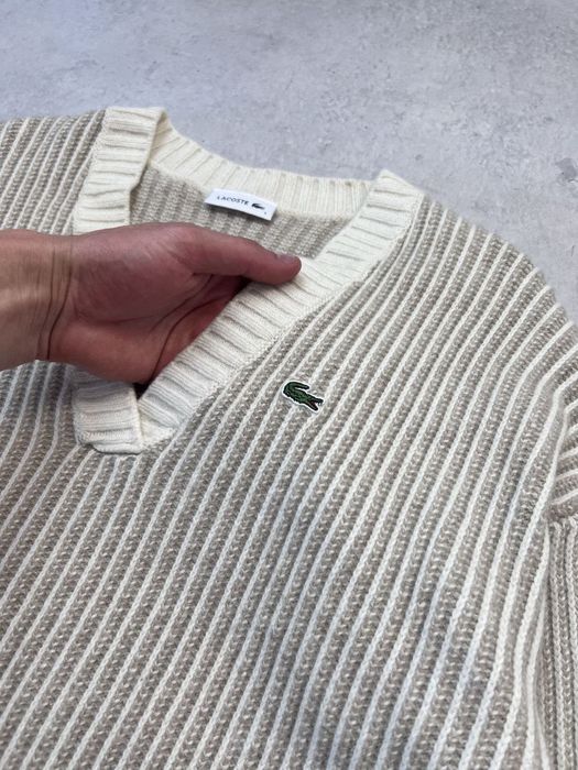Жіночий Светр Lacoste V-горло L