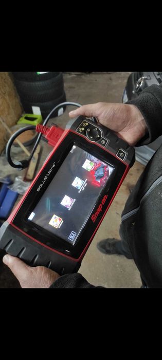 Tester komputer diagnostyczny snap-on