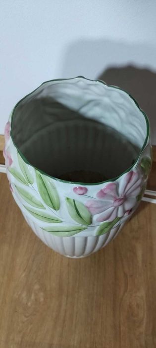 Jarrão com Trabalhado em Louça