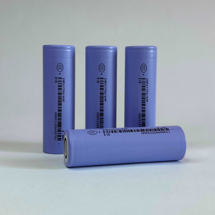 Акумулятор EVE 21700 40P 4Ah 3.6v Li-ion 4000 mAh високотоковий