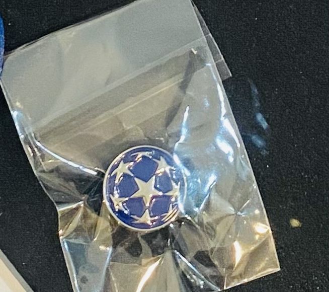 15x Pins da UEFA Champions League