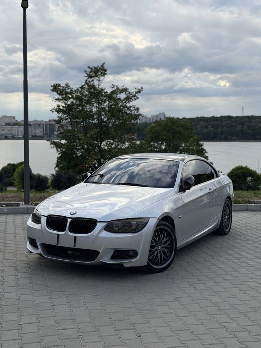 Продам BMW бмв e93 n52b30