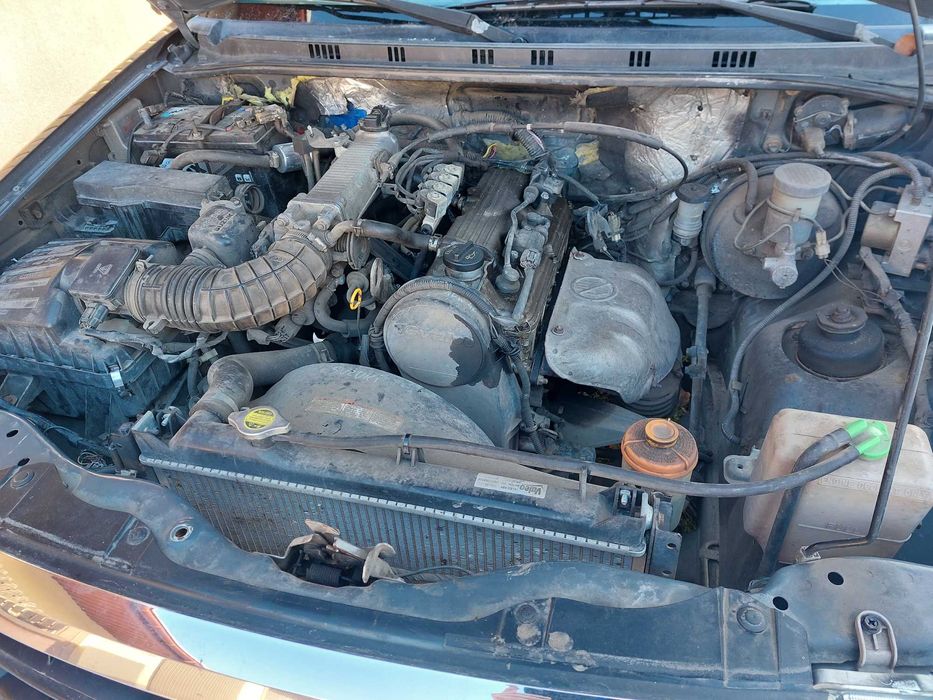 SUZUKI Grand Vitara 1,6 2004 rok