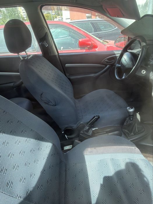 Ford Focus 2001 usado