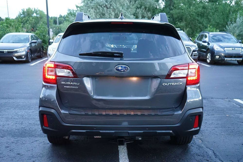 Subaru Outback 2.5      2018