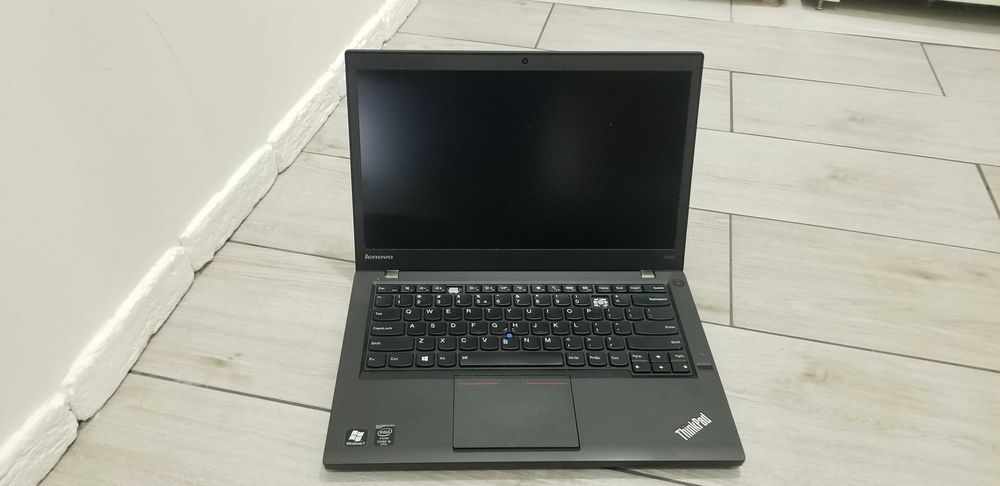 Ноутбук Lenovo ThinkPad t440s (i5-4300U / 4GB