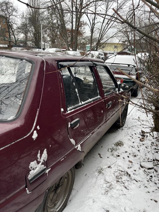 Продам таврію славута