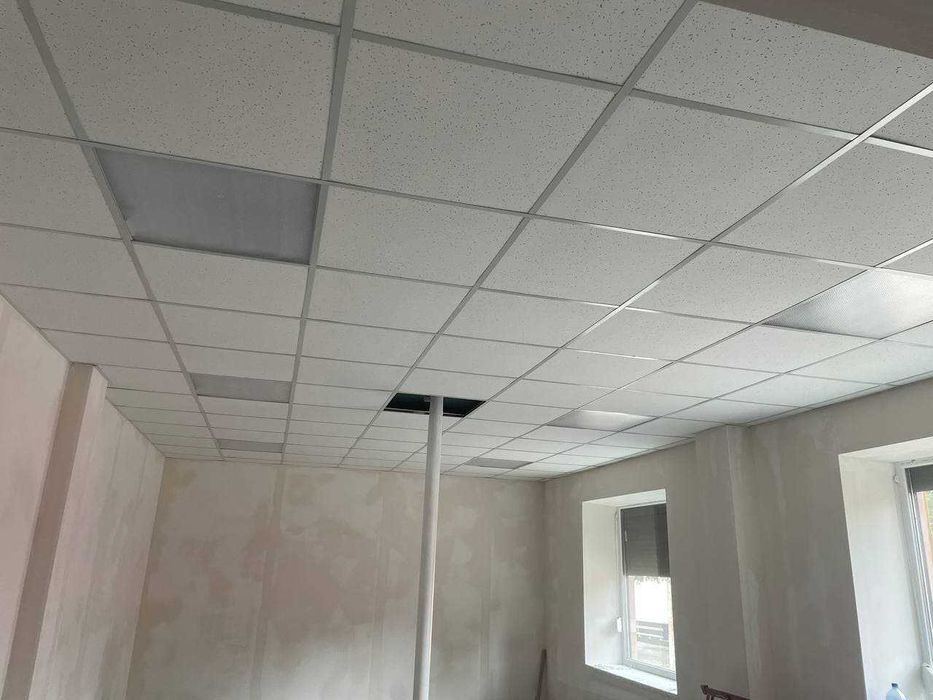 Сдам в аренду помещение площадью 95м2, первый этаж.