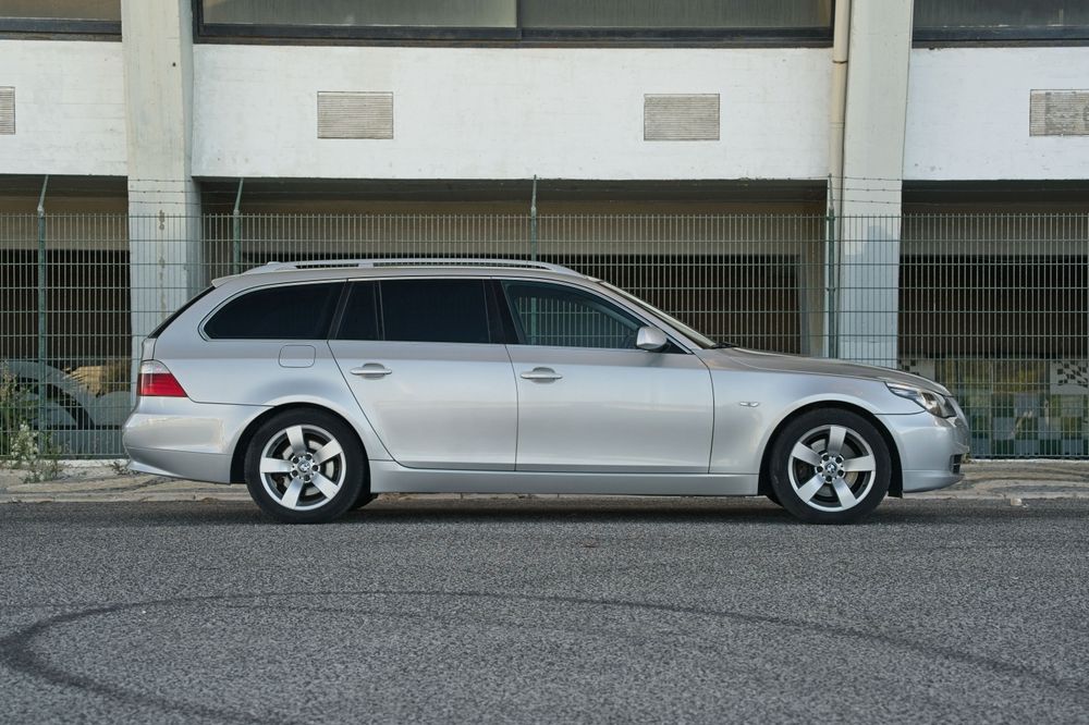 BMW 520d Touring — 2008 — Caixa Automática