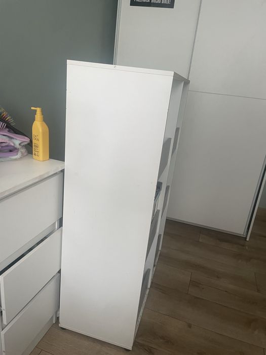 Regał na książki