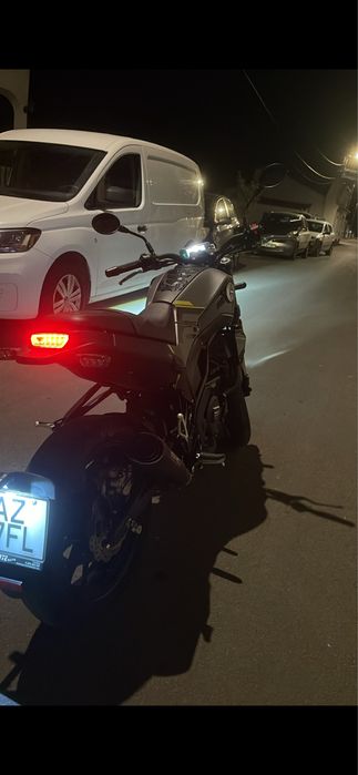 Benelli Leoncino 250