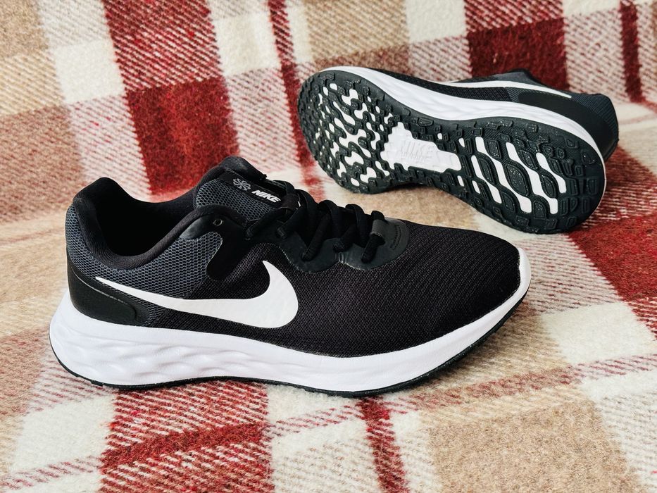 (Оригінал) жіночі кросівки Nike Revolution 6, розмір 41
