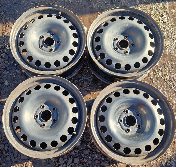 Felgi stalowe Opel Astra K 5x105 6,5Jx16 IS41 TPMS Kpl.