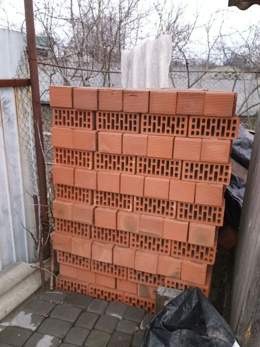 Керамічна цегла (блоки ).        м. Суми  Теплокерам