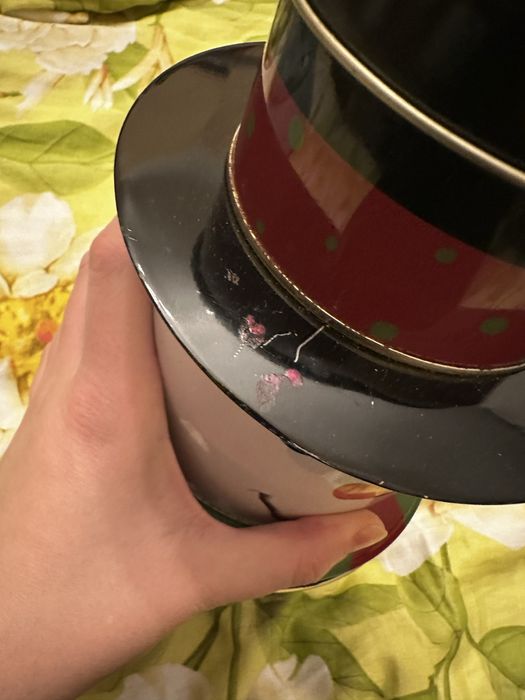 Metalowa puszka do przechowywania bałwan bałwanek