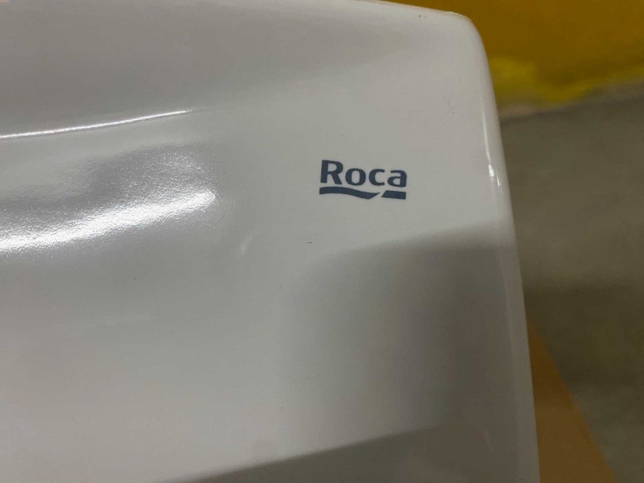 Lavatório com pé Roca