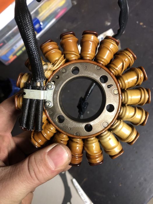 Alternator Suzuki GSR 750