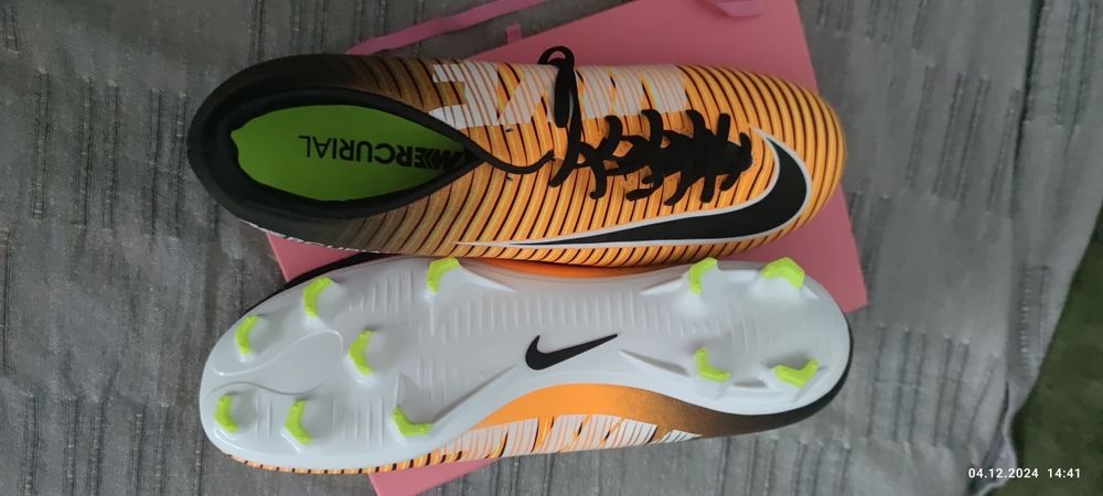 Бутси футбольні НОВІ ОРИГІНАЛ Nike Mercurial 40.5 розмір