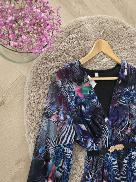 Sukienka asymetryczna z Siatki