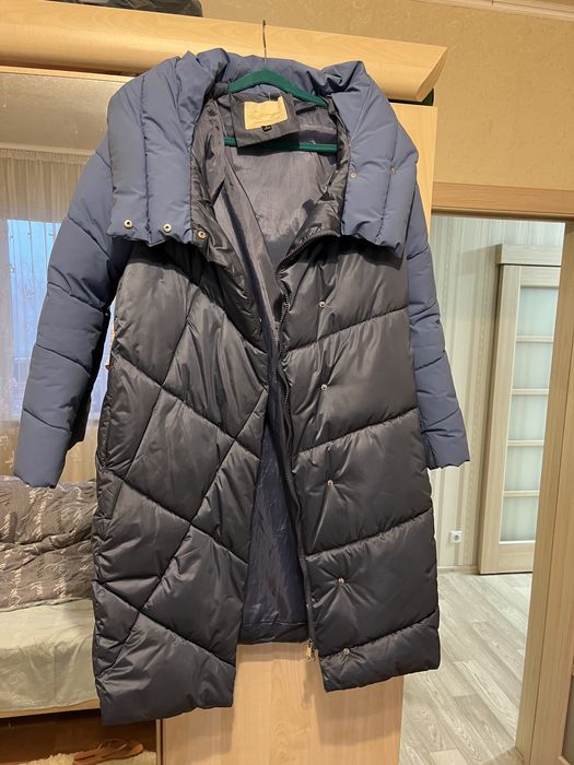 Пуховик зимовий.