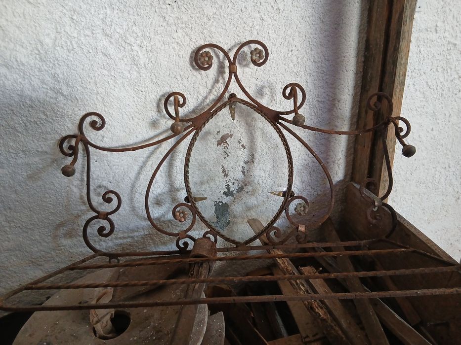 Assessório de casa de banho antiga dos anos  1900 a 1930