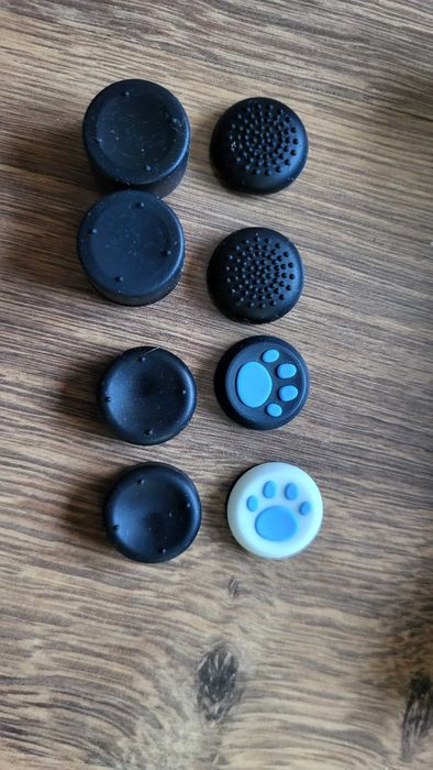 Konsola Play Station 4 (PS4) 1TB, 4 pady, ładowarka, kamera