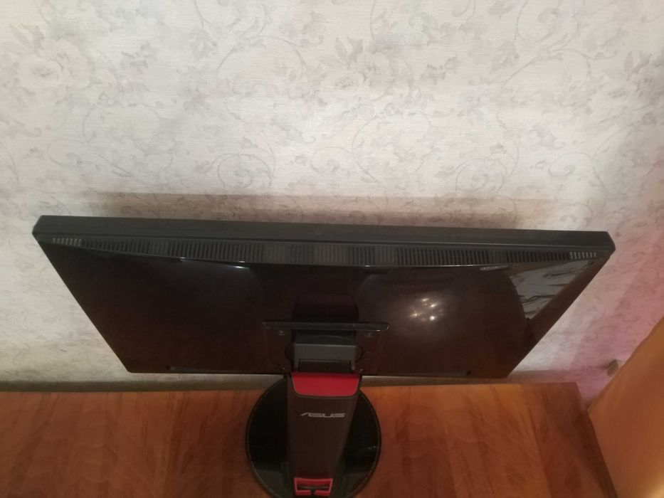 Монитор 24" игровой 3D Asus VG248 яркий 120 144 165 Гц