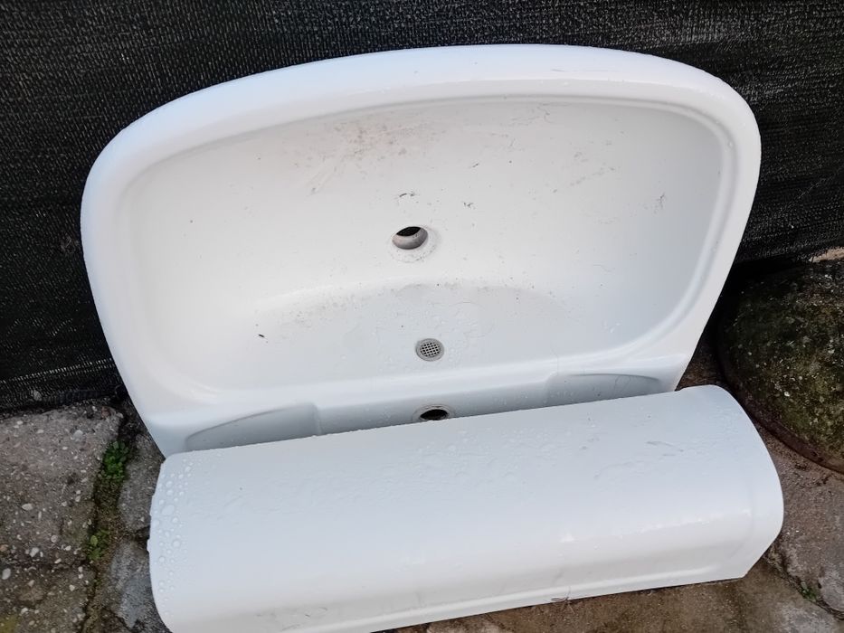 Vendo dois lavatório de caza de banho